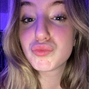 Meet your Posher, Maddie